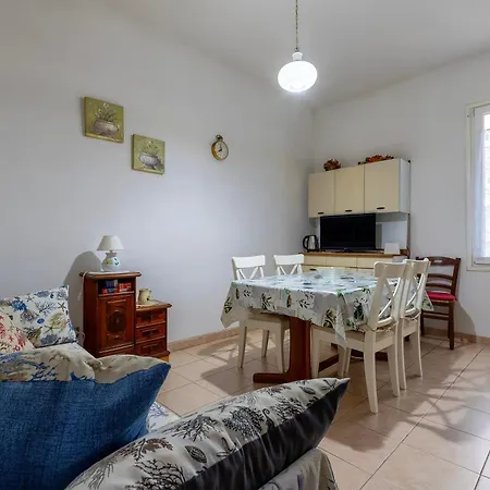 Piera's In Lägenhet